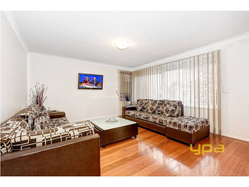 35 Tooradin Avenue, Dallas VIC 3047