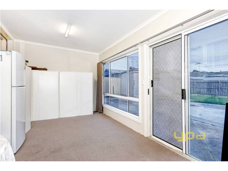 35 Tooradin Avenue, Dallas VIC 3047