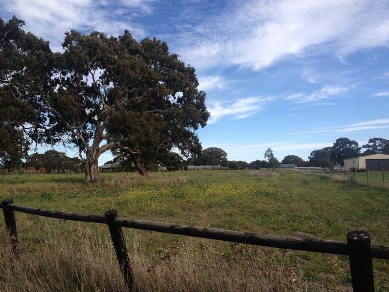 35 Callaway Road, Mickleham VIC 3064