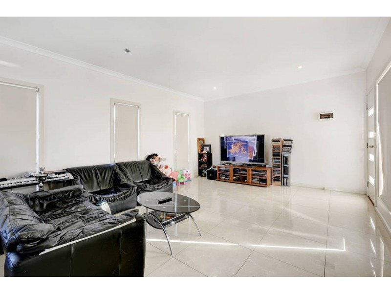 2/12 Holberry Street, Broadmeadows VIC 3047