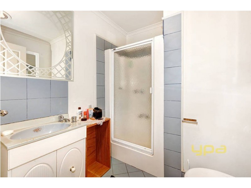 4 Gorrie Place, Glenroy VIC 3046