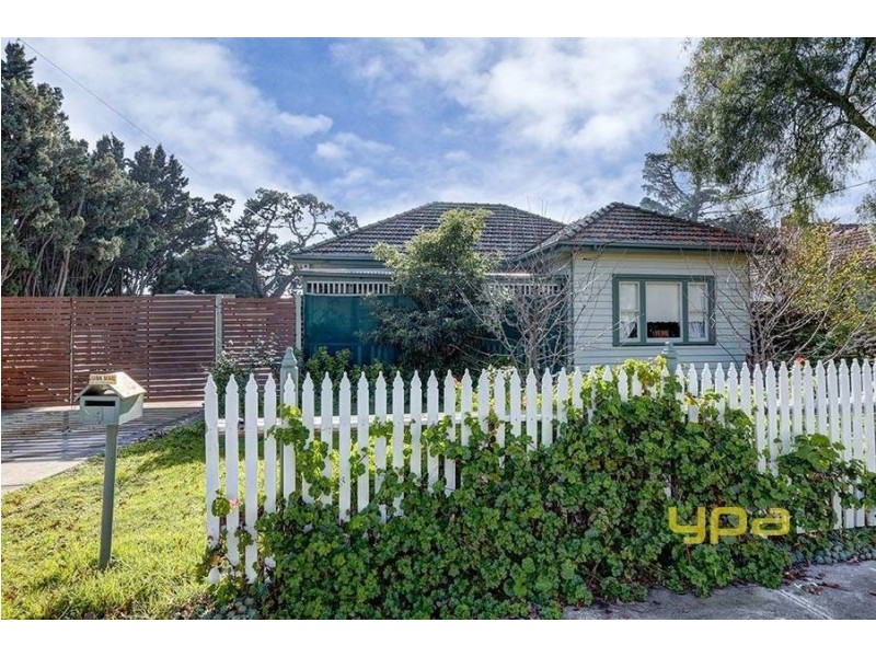 4 Gorrie Place, Glenroy VIC 3046