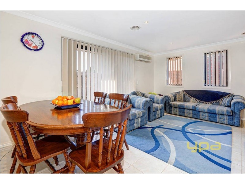 2/127 Kitchener Street, Broadmeadows VIC 3047