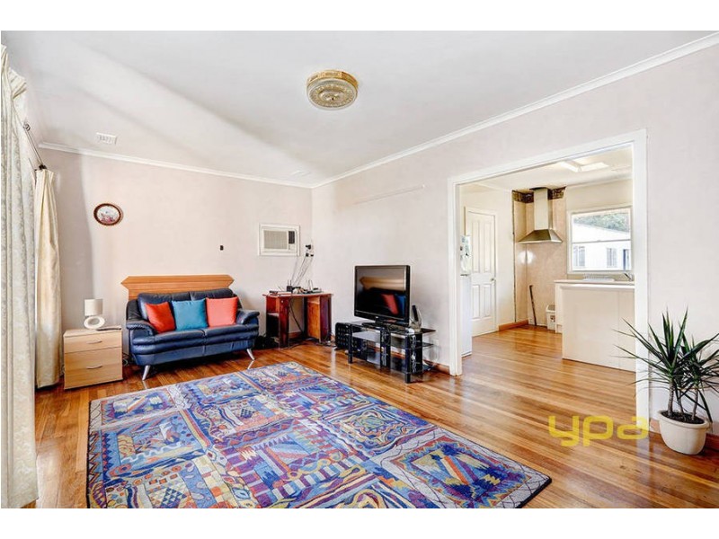 64 Sunset Boulevard, Jacana VIC 3047