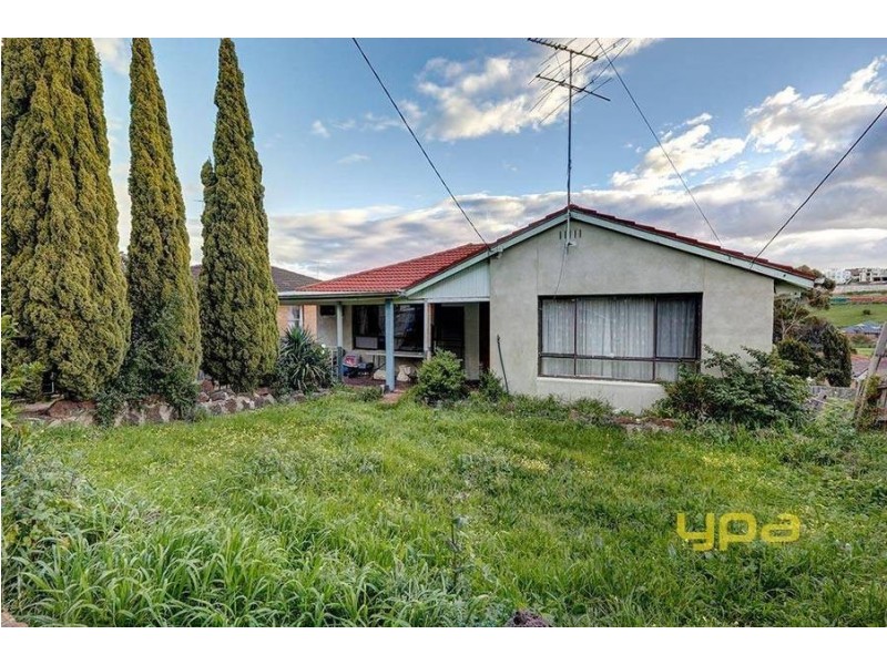 1 & 3 Cross Terrace, Glenroy VIC 3046