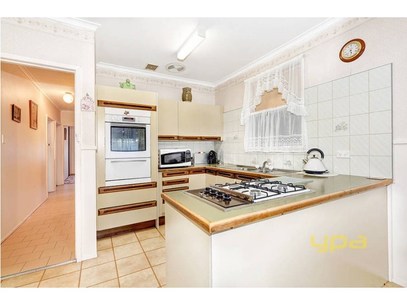 27 Colac Street, Dallas VIC 3047