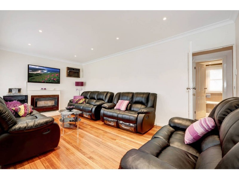 16 Keith Crescent, Broadmeadows VIC 3047