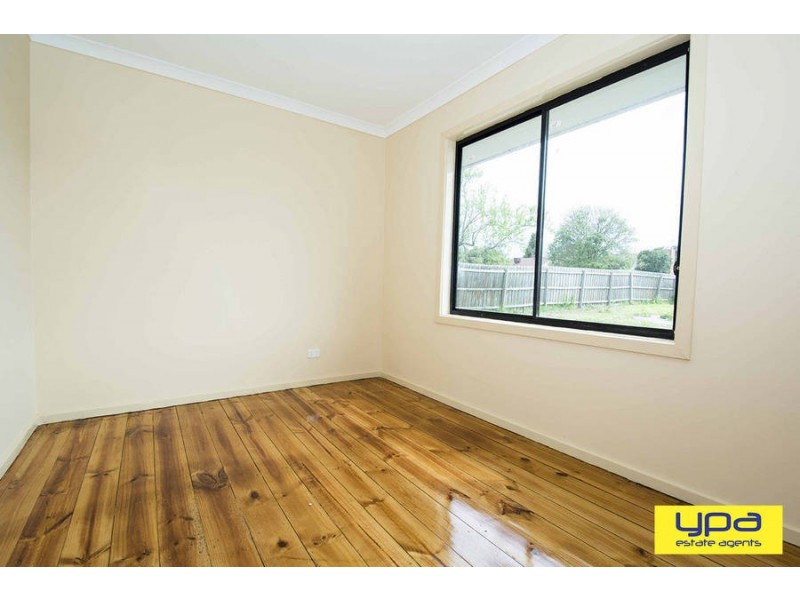 4 View Street, Glenroy VIC 3046