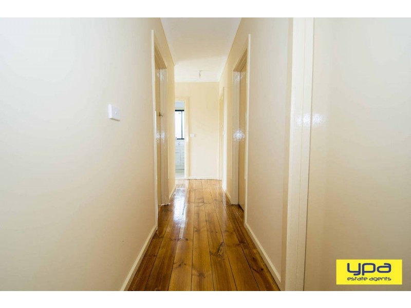 4 View Street, Glenroy VIC 3046
