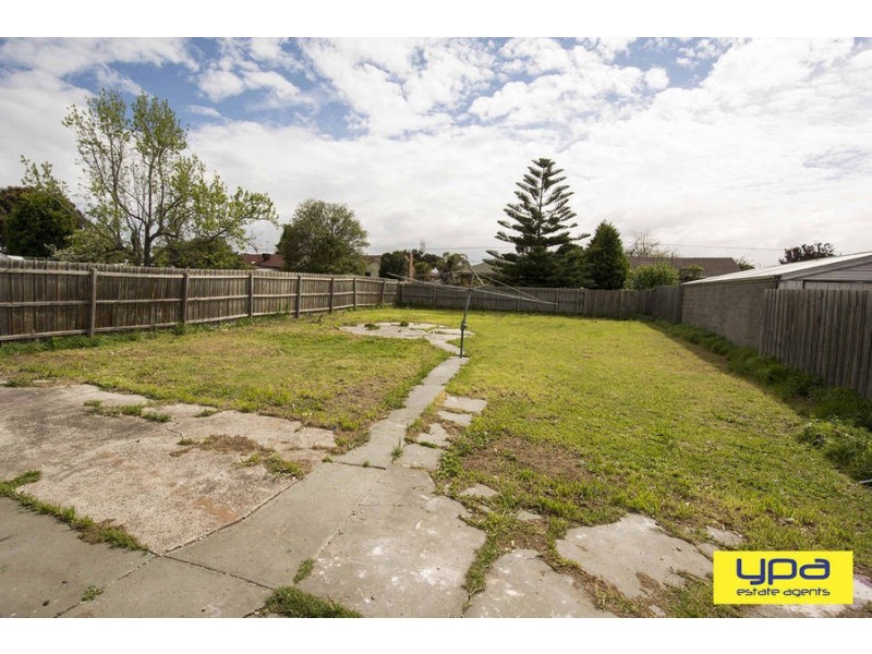 4 View Street, Glenroy VIC 3046