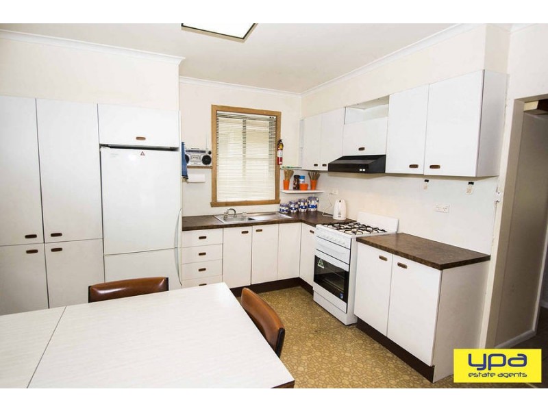 32 Mitchell Street, Glenroy VIC 3046