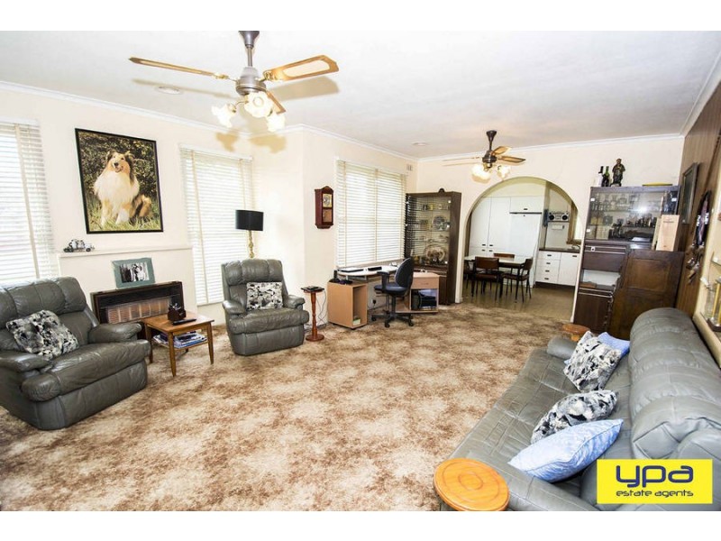 32 Mitchell Street, Glenroy VIC 3046