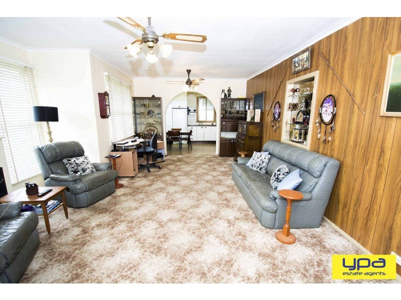 32 Mitchell Street, Glenroy VIC 3046