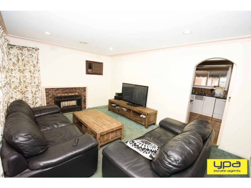 17 Kilmore Crescent, Dallas VIC 3047