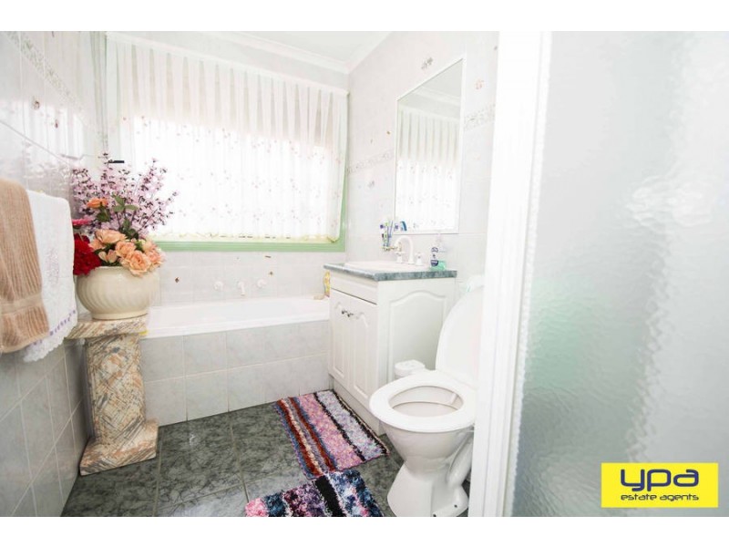 5 Bannister Street, Jacana VIC 3047