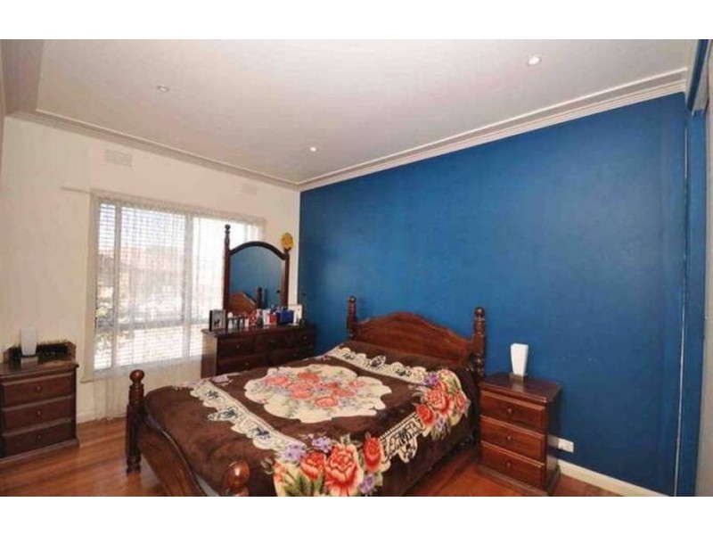 1/12 Sandra Court, Fawkner VIC 3060