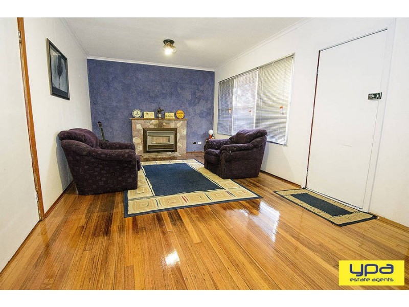 106 Sunset Boulevard, Jacana VIC 3047