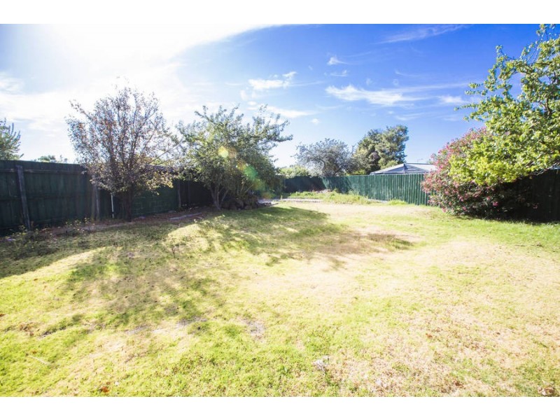 8 Licola Court, Broadmeadows VIC 3047