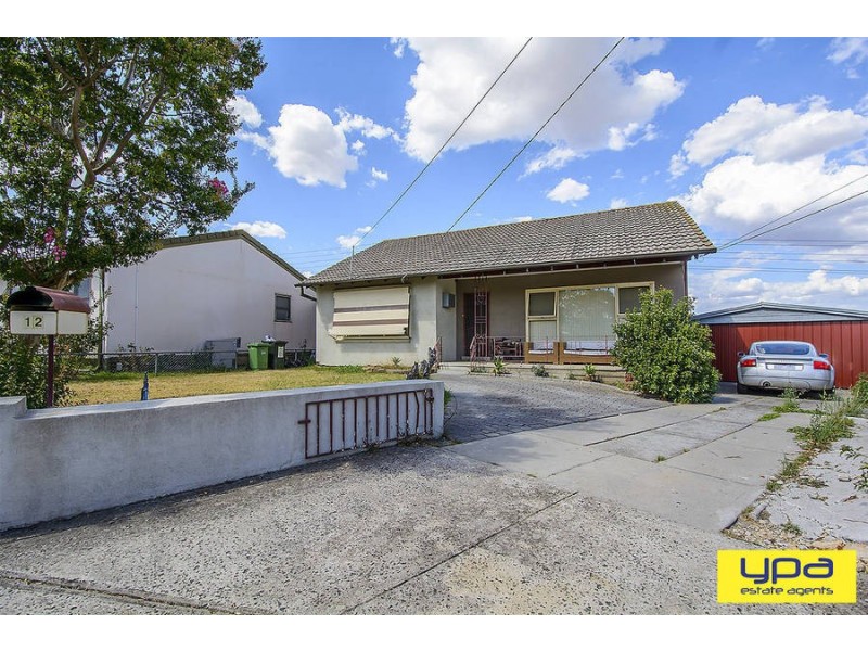 12 Pyalong Crescent, Dallas VIC 3047