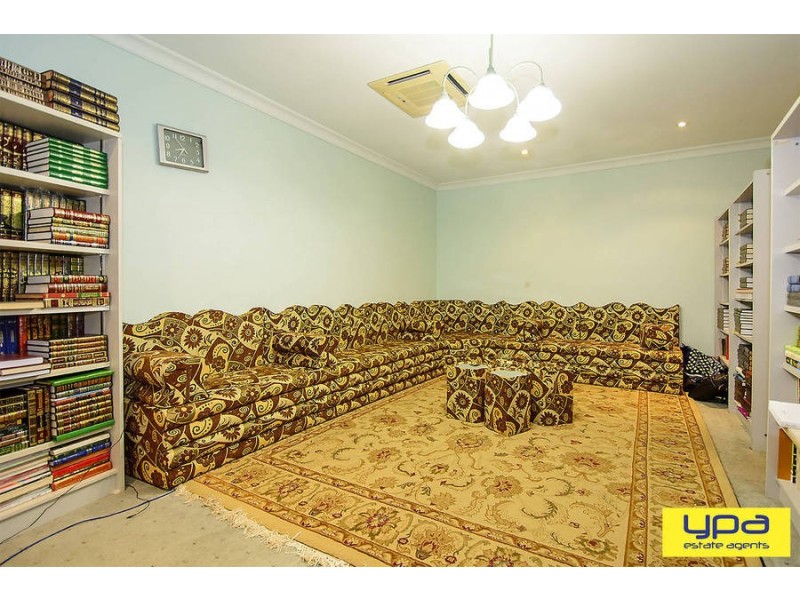 137A Cardinal Road, Glenroy VIC 3046