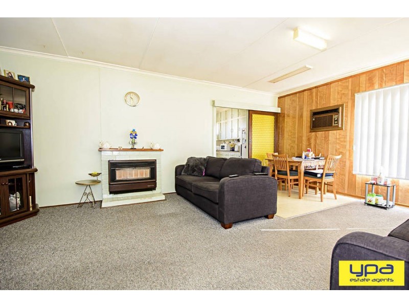 17 Apollo Crescent, Dallas VIC 3047