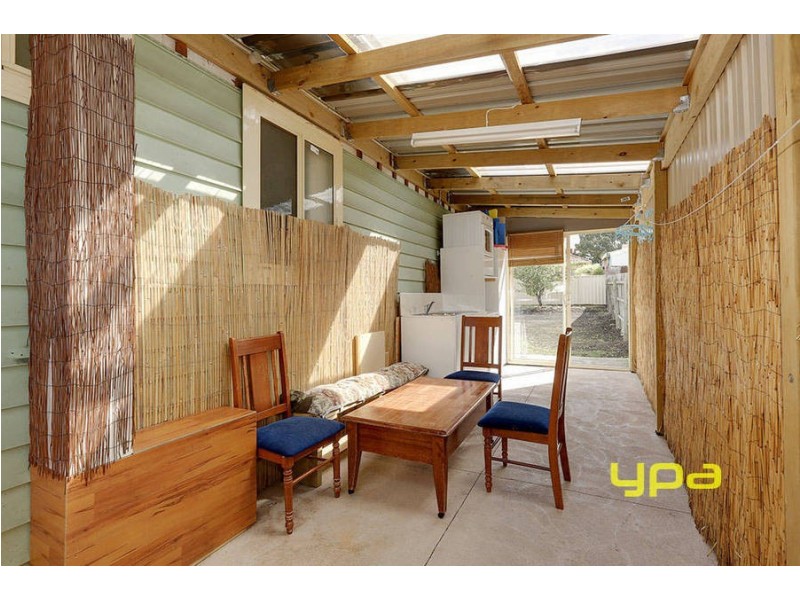 9 Drouin Street, Dallas VIC 3047