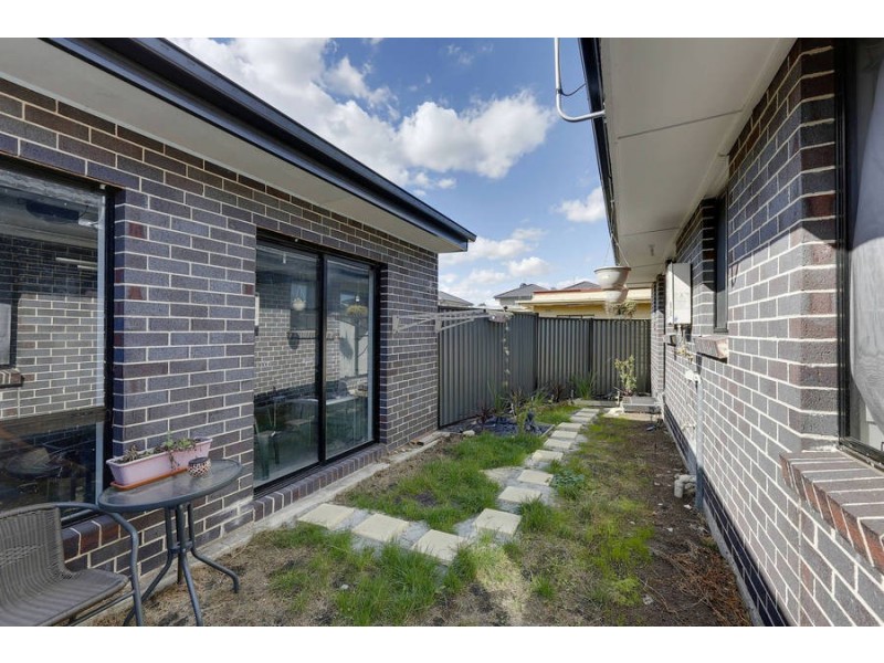 1/278 Camp Road, Broadmeadows VIC 3047