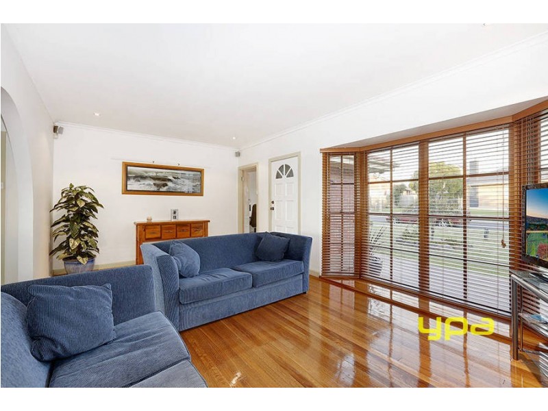 151 Sunset Boulevard, Jacana VIC 3047