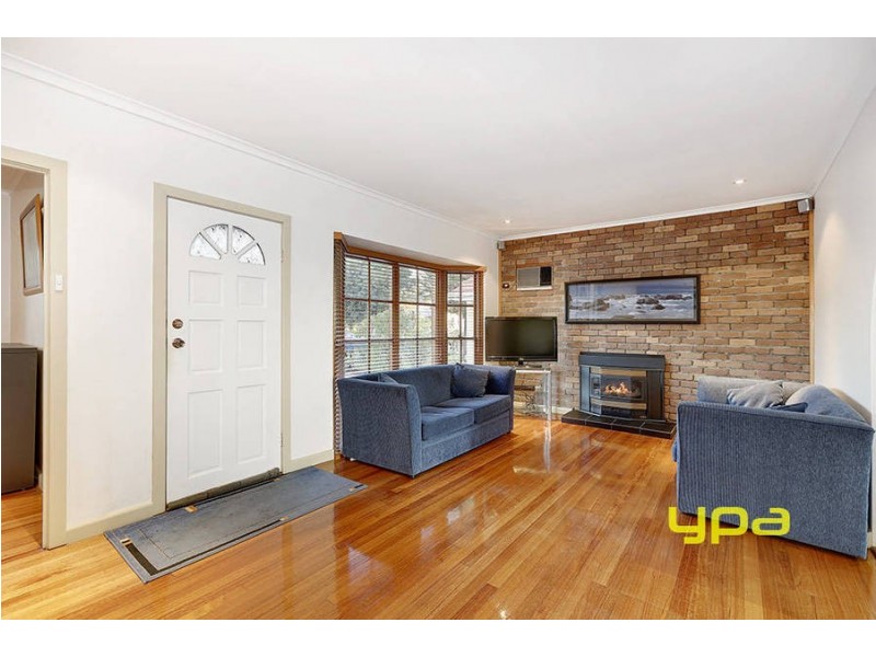 151 Sunset Boulevard, Jacana VIC 3047
