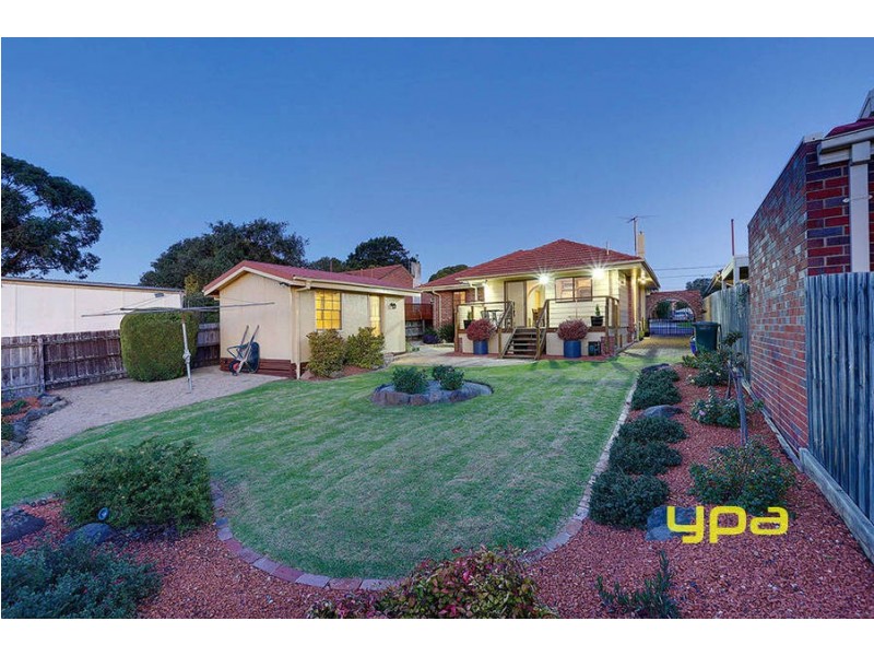 151 Sunset Boulevard, Jacana VIC 3047