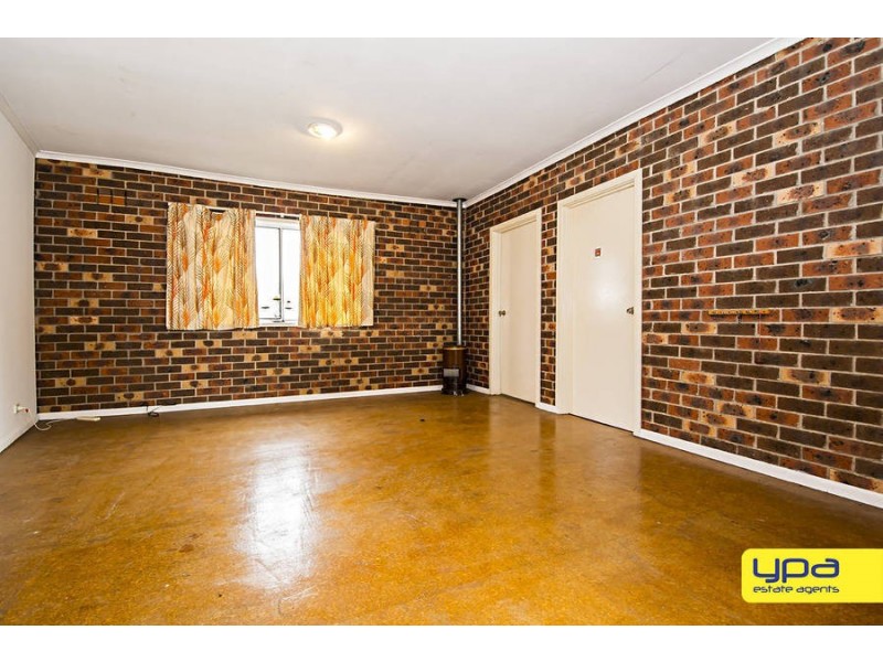 11 GOSFORD CRESCENT, Broadmeadows VIC 3047