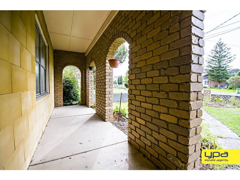 11 GOSFORD CRESCENT, Broadmeadows VIC 3047