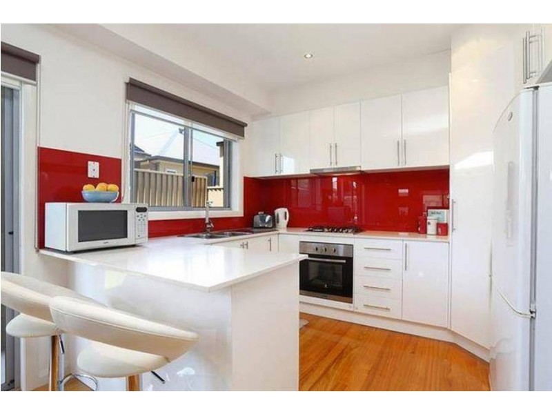 2 GERVASE AVENUE, Glenroy VIC 3046