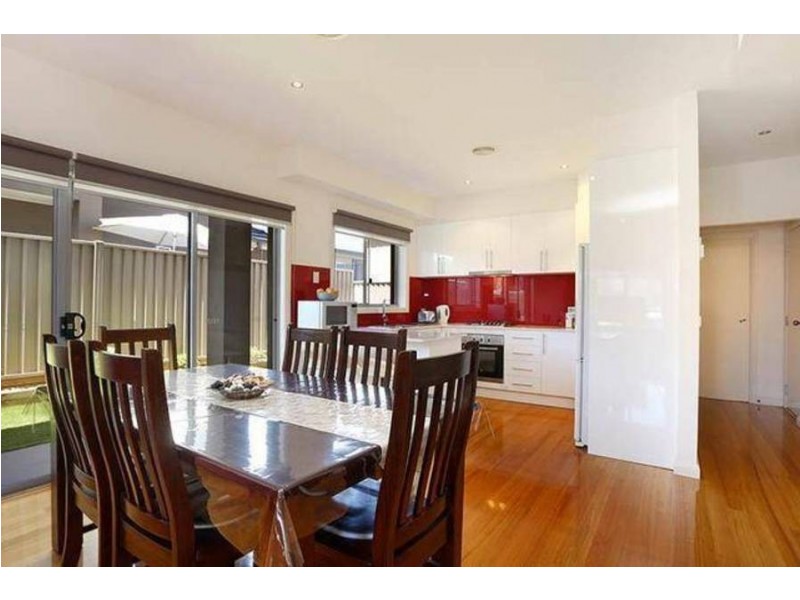 2 GERVASE AVENUE, Glenroy VIC 3046