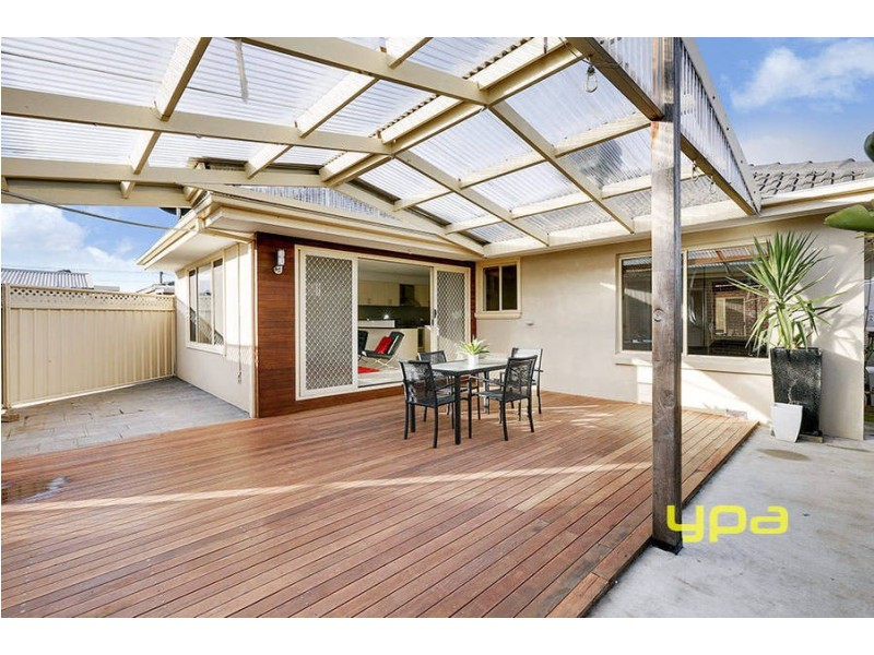 27 MORLEY STREET, Glenroy VIC 3046