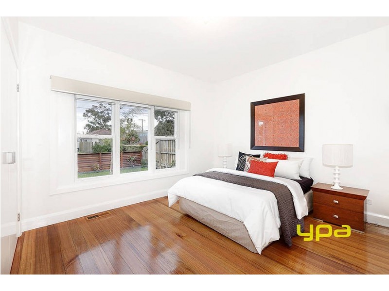 1/23 DICKINSON STREET, Hadfield VIC 3046