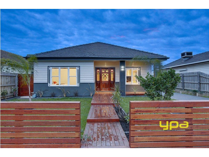 1/23 DICKINSON STREET, Hadfield VIC 3046