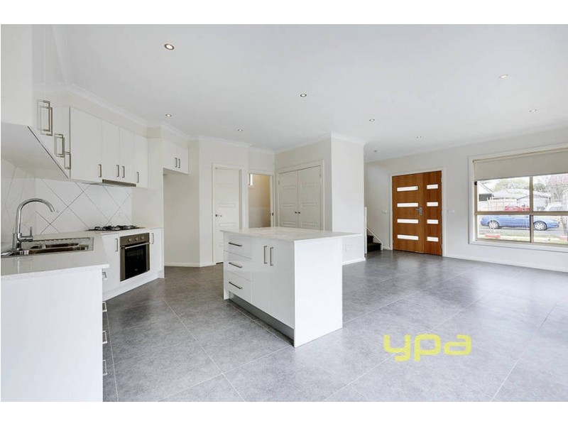 1/18 Kiewa Crescent, Dallas VIC 3047