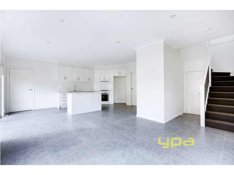 1/18 Kiewa Crescent, Dallas VIC 3047