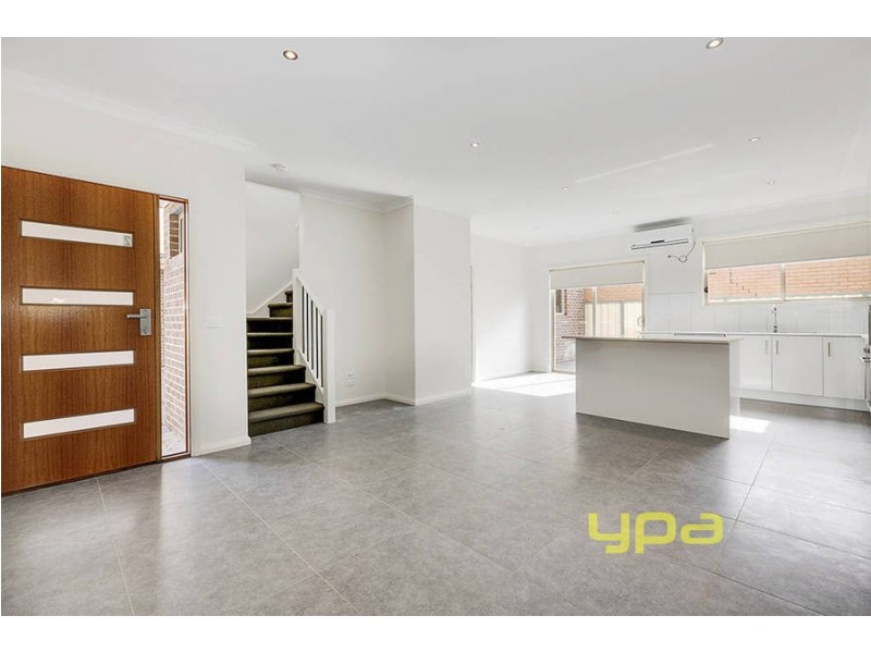 2/18 Kiewa Crescent, Dallas VIC 3047