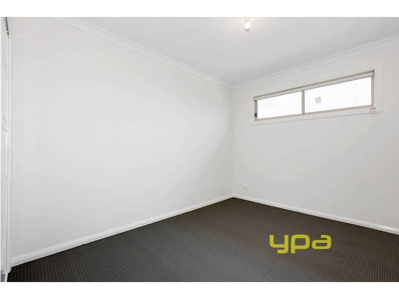 2/18 Kiewa Crescent, Dallas VIC 3047