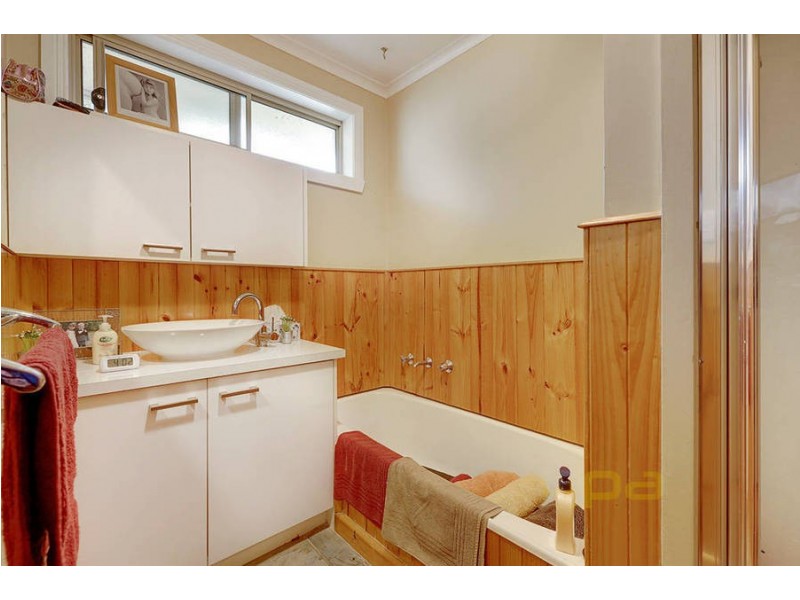 72 Ripplebrook Drive, Broadmeadows VIC 3047