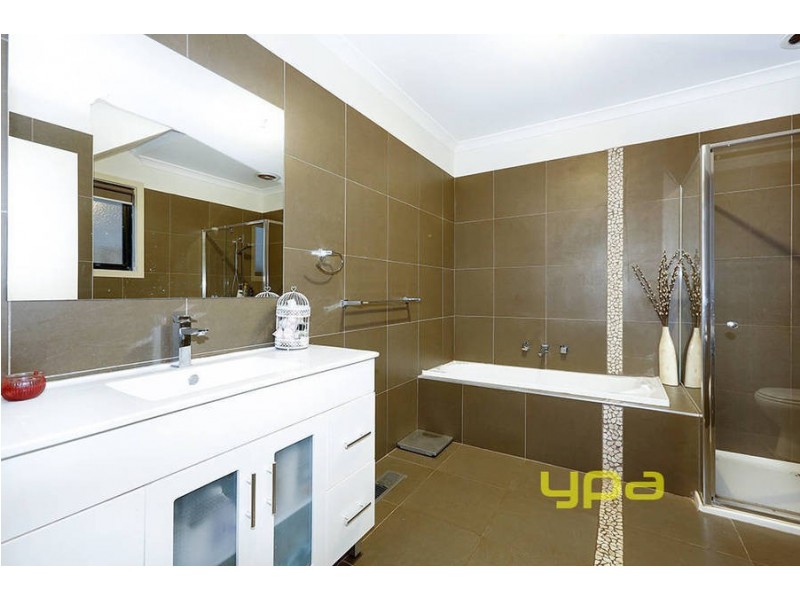 10 Damian Court, Glenroy VIC 3046