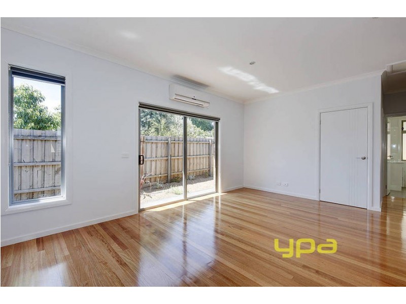3/112 Cardinal Road, Glenroy VIC 3046