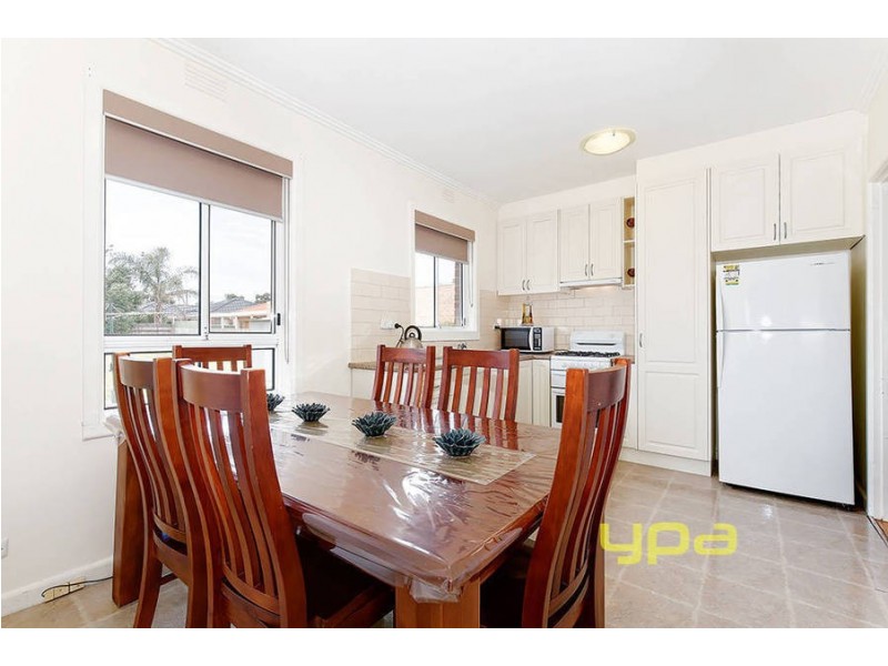 10 Bessell Court, Jacana VIC 3047