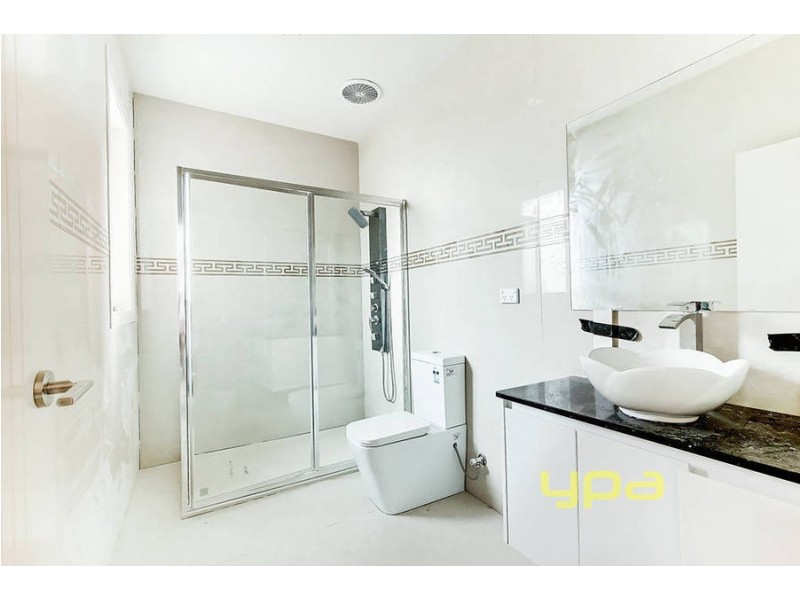 2/69 Bindi Street, Glenroy VIC 3046