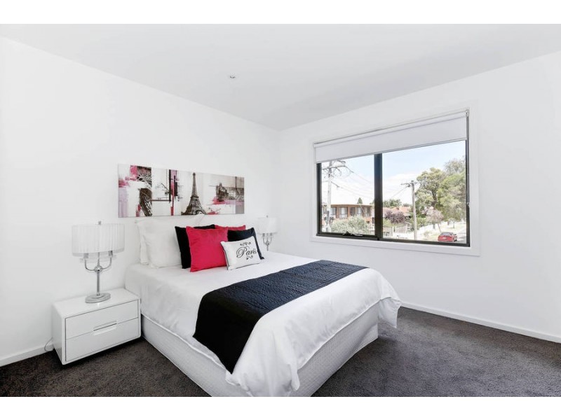 3/64 Fairmount Street, Hadfield VIC 3046