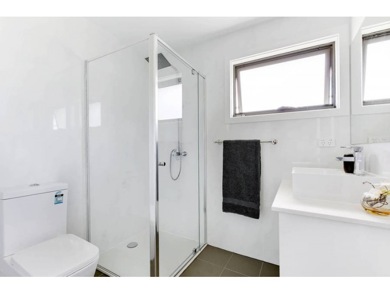 3/64 Fairmount Street, Hadfield VIC 3046