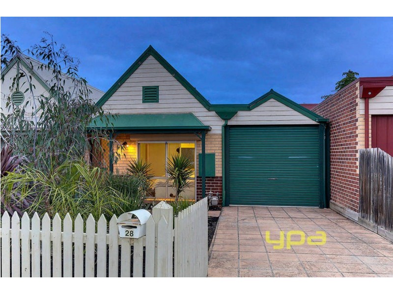 28 Tristan Court, Hadfield VIC 3046
