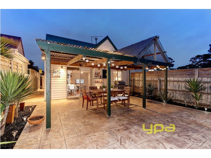 28 Tristan Court, Hadfield VIC 3046